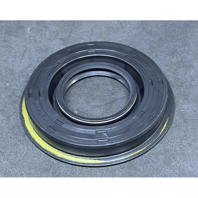 Сальник фрези Kubota - BE3560E - 7A205-51260 - 35x70x10 Сальник фрези Kubota - BE3560E - 7A205-51260 - 35x70x10