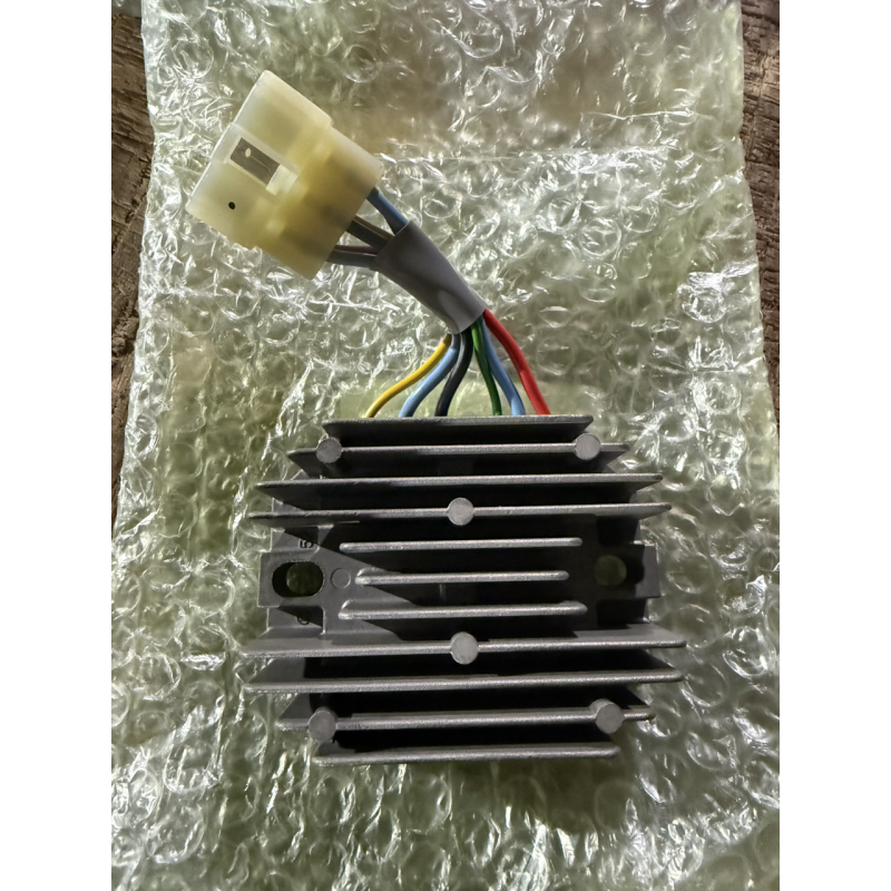 Реле зарядки Kubota - RP201-53710 - оригінал Реле зарядки Kubota - RP201-53710 - оригінал