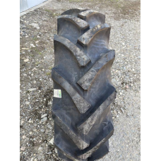 BKT 12.4-24 TR135 - 12PR