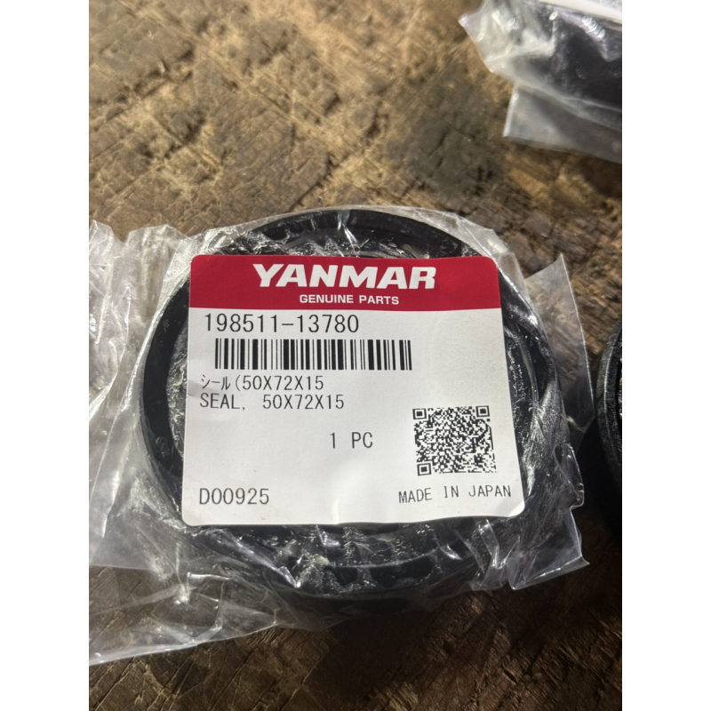 Сальник Yanmar F5, F6, F7 - MA4 50x72x15 - оригинал - кассетного типа Сальник Yanmar F5, F6, F7 - MA4 50x72x15 - оригинал - кассетного типа