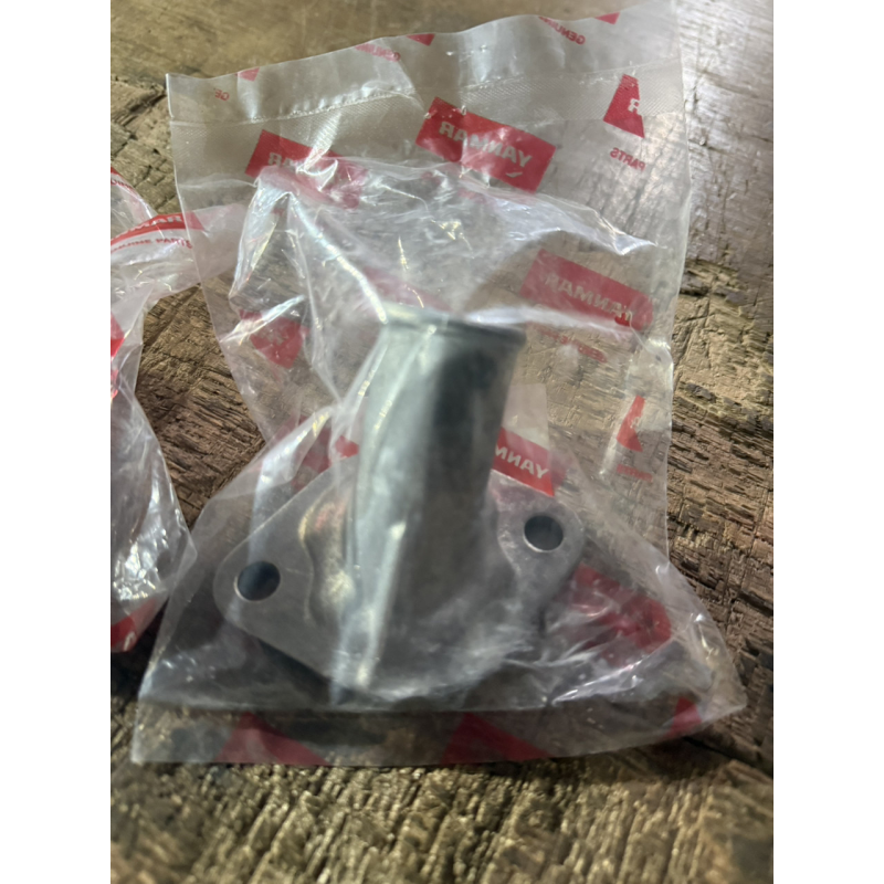 Корпус термостата Yanmar KE-3 - оригинал - 119660-49530