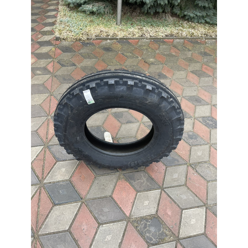 Шина тракторна ВКТ 7.50-18 8PR BKT TF8181 Шина тракторна ВКТ 7.50-18 8PR BKT TF8181